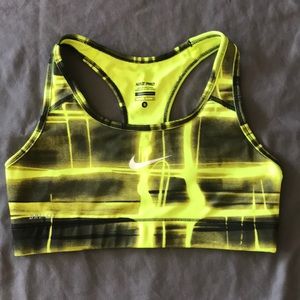 Nike Pro Sports Bra
